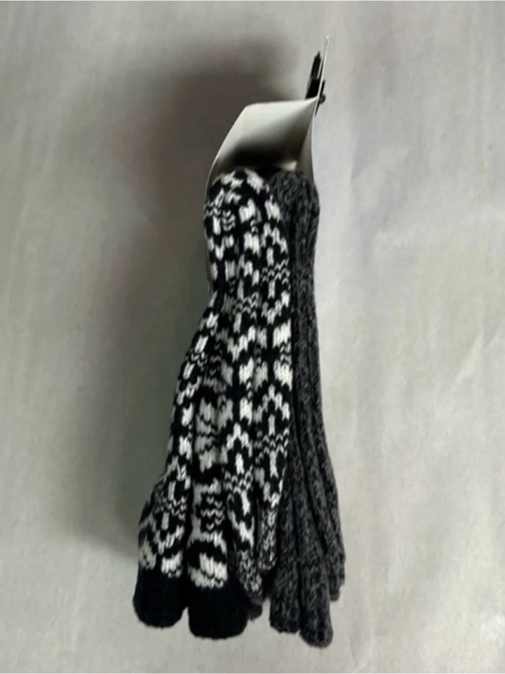 New Cuddl Duds Socks Women’s 2 Pair Black & White Soft Leg Layering Crew Casual